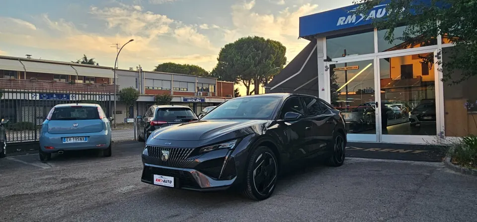 Peugeot 408