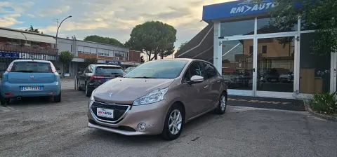 Peugeot 208 1.4 HDi 68 CV  Allure solo 49000 Km